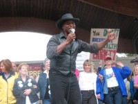 Entertainer Lloyd Marcus at the Bloomington, IN Tea Party Express (Photo credit: Dr. Theo)